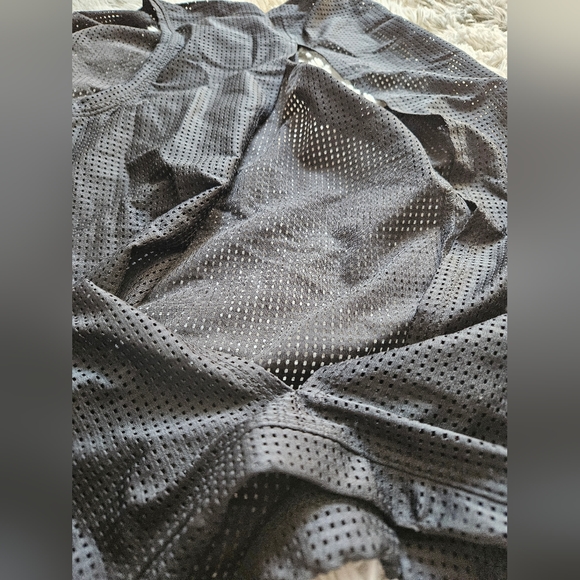 Wildfox mesh sport top NWT - Picture 9 of 10